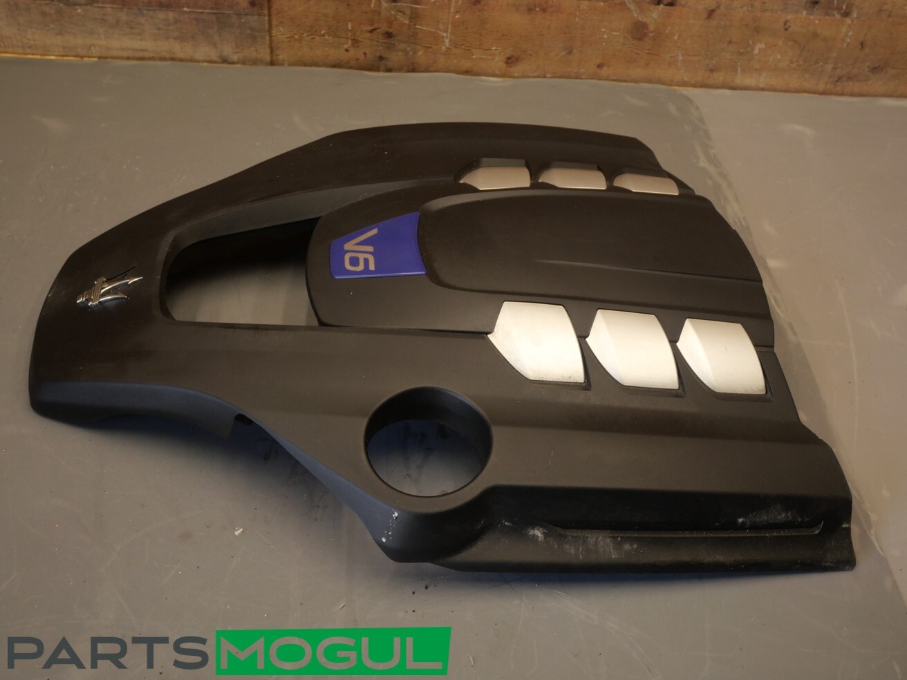 2014-2021 MASERATI QUATTROPORTE 3.0L V6 ENGINE COVER SHIELD 670003410 OEM