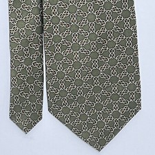 VINTAGE VTG SAKS FIFTH AVENUE SILK NECK TIE Made in USA RN30187