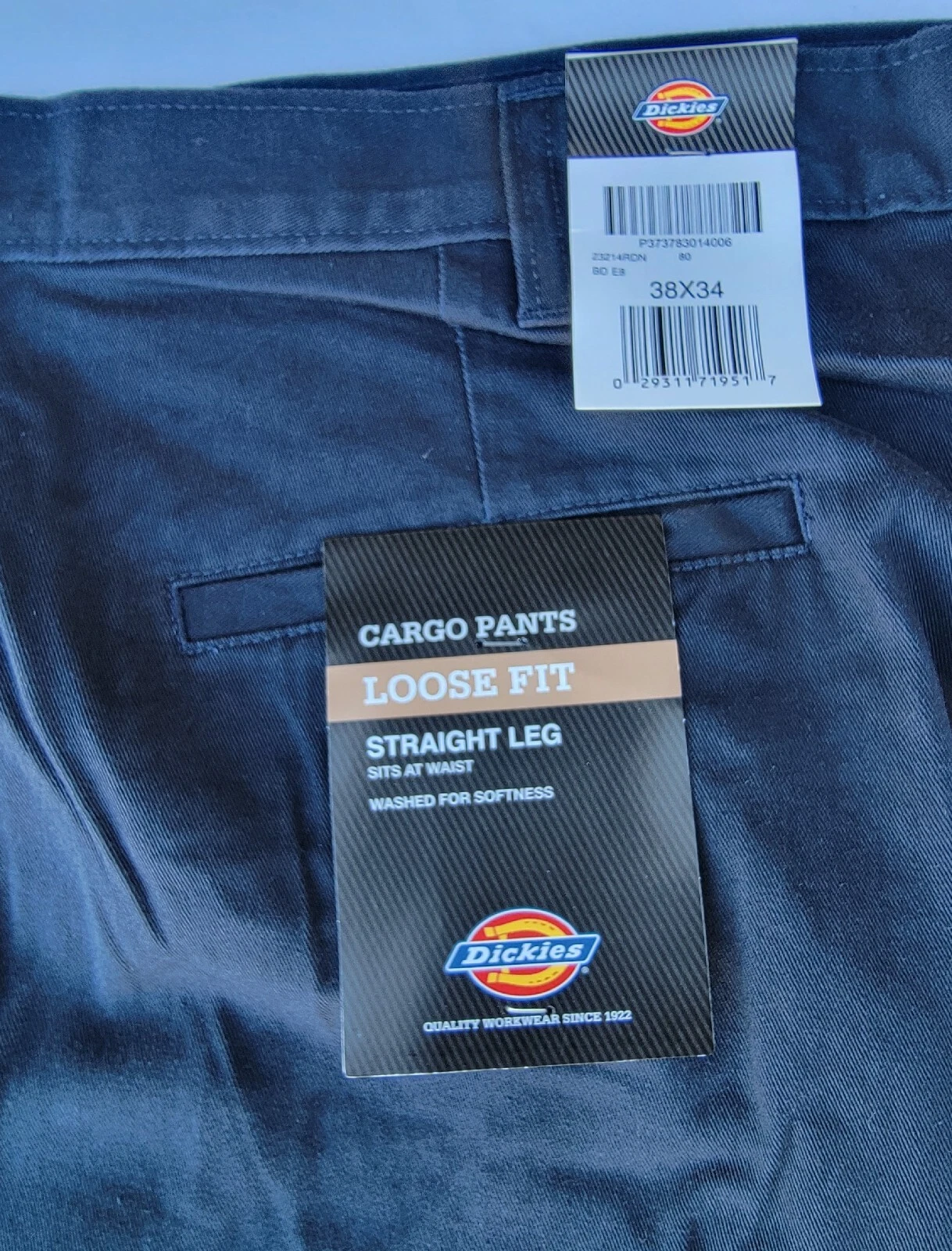 Dickies loose fit cargo pants. Dark Navy 38/34.