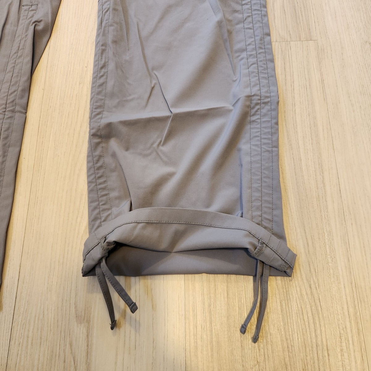 Le tanga extensible bordure dentelle Nylon recyclé | Miiyu | Culottes