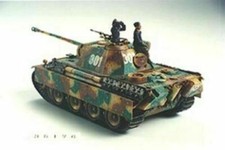 TAMIYA 35176 Panther Tank G/Late Version 1:35 Military Model Kit