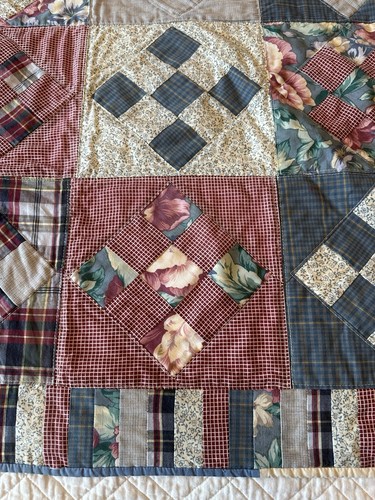 Vtg Patchwork Quilt Throw Lap Blanket 41”x49” Cottage Farmhouse Country Blue - Picture 5 of 21