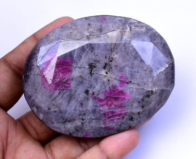 1485.00 Ct Natural Huge Red Ruby Earth-Mined Certified Untreated Oval Gemstone