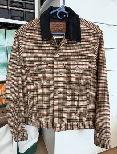 Levi's Men's Trucker Jacket, Orange/Black/White, Size Small - product listing photo