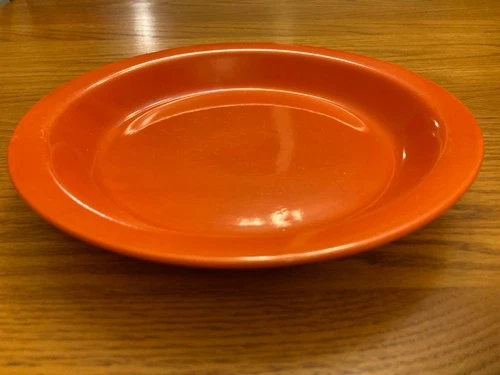 Vintage Fiestaware - Kitchen Kraft 9 1/2" pie plate in red (1937-1944)