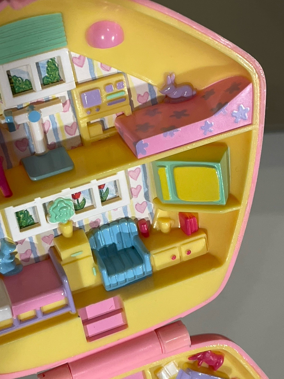 Vintage Polly Pocket Polly In The Nursery 1992 Bluebird Pink Hexagon COMPLETE