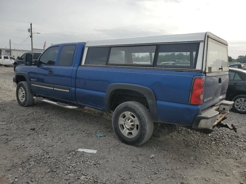 Radiator Fits 99-03 SIERRA 2500 PICKUP 2529161 - Изображение 2 из 4