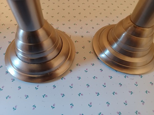 Juego de 2 candelabros de metal plateado - 8,5 pulgadas - Elegante buen estado usado - Imagen 4 de 9