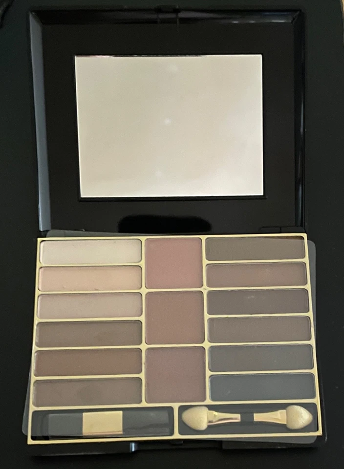 Eyeshadows blushes application and brush Palette Cameo - Image 4 of 4