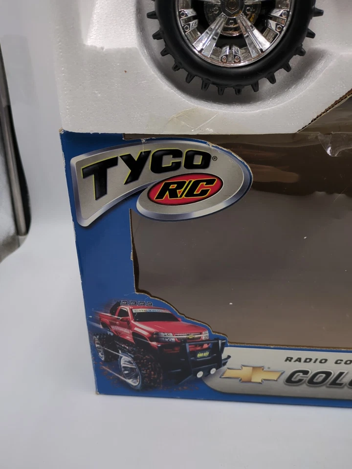 Coche de Colección Tyco Control Remoto Chevy Colorado Z71 R/C Radiocontrolado Naranja 2004 Foto 2 de 4