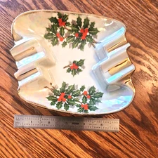 Ucagco Japan Ceramic  Ash Tray Opalescent Gold Trim Holly Berries VTG Christmas