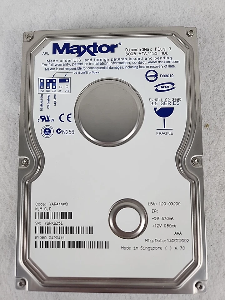 Maxtor DiamondMax Plus 9 6Y060L0 60GB IDE PATA 7200RPM 3.5 Hard Drive - Image 2 of 4