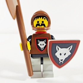 Lego Wolfpack Minifigure Mustache Red Cape Castle 6086 6105 6038 6075 cas252