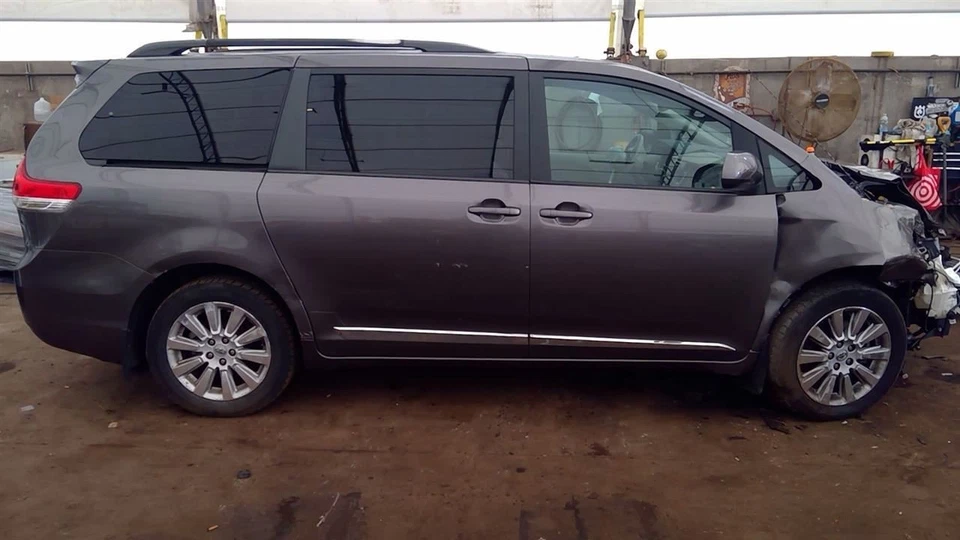 Módulo de control electrónico ECM del motor 3,5 L 2GRFE motor compatible con 12 SIENNA 6731354 Foto 4 de 4