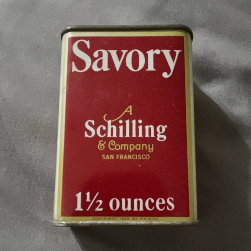 Schilling Savory Spice Tin 1 1/2 oz Red/Beige San Francisco 1933