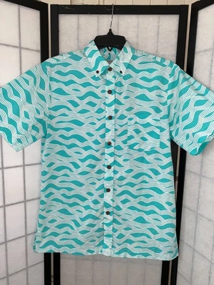 An Original Avanti Men's S Button Down Hawaiian Shirt Blue White Ocean Wave - Image 1 of 4