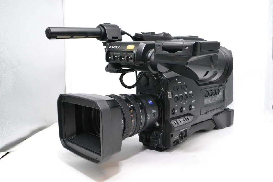 Sony HVR-S270J HDV Camcorder Zeiss Lens ECM-XM1 battery charger from Japan works - Image 2 of 4