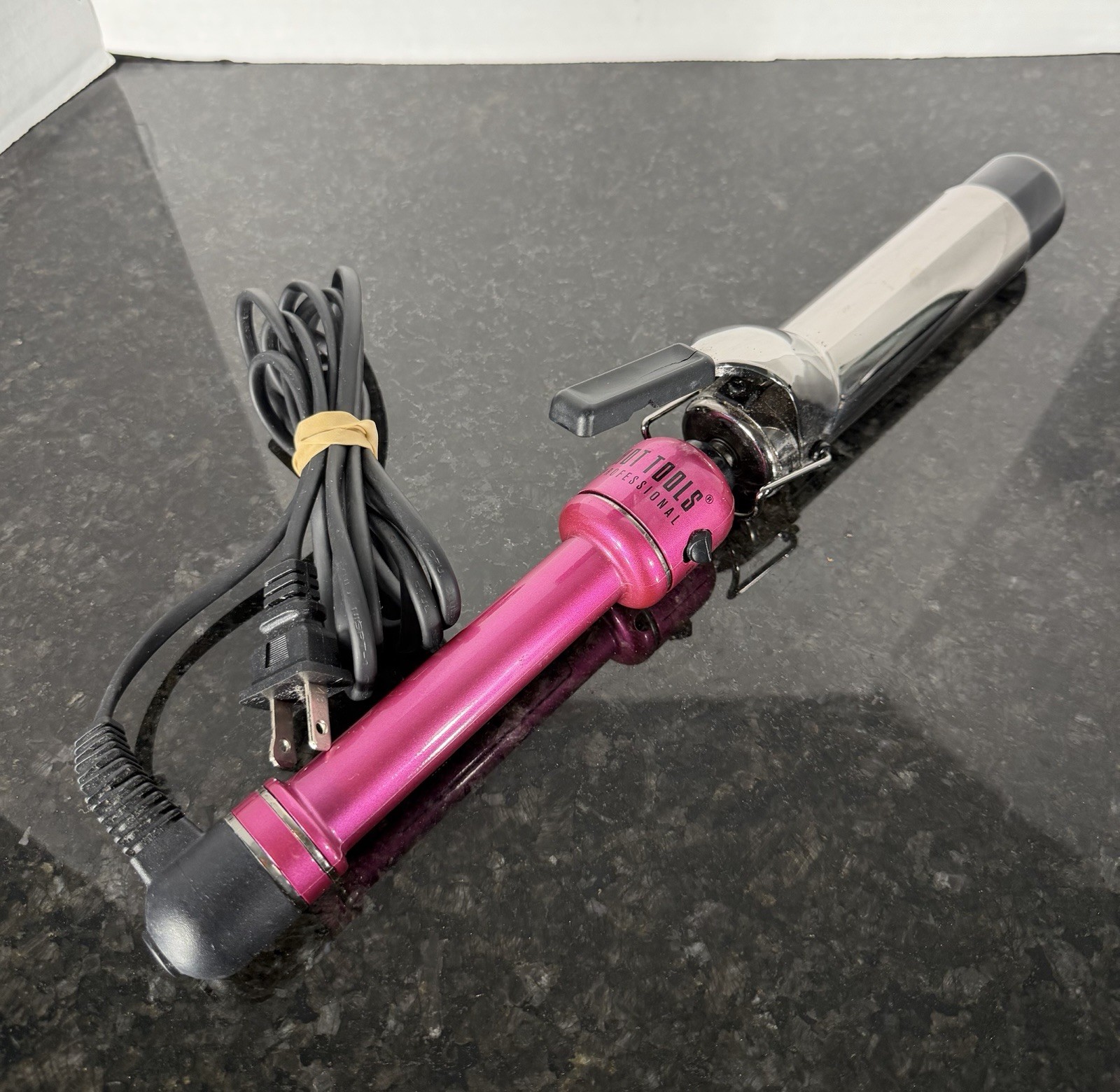 Hot Tools Professional HPK46 Pink Curling Iron 1.25” Adjustable Heat