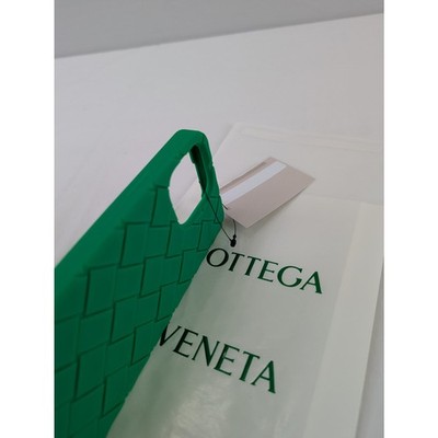 Bottega Veneta i Phone iPhone 14 pro Cover Case in Parakeet BNWT