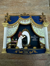 The Phantom of the Opera 2000 Collectible Music Box Display Scene w/ Play Button