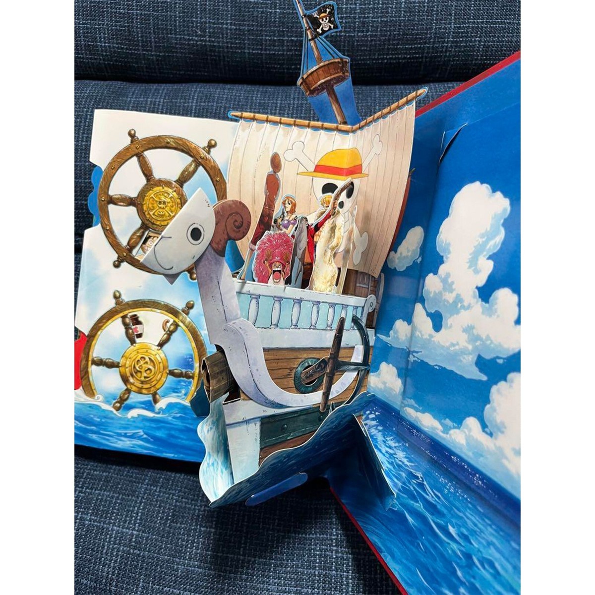 ONE PIECE GRAND PAPER ADVENTURE 3D Pop-up Picture Book Luffy Japan