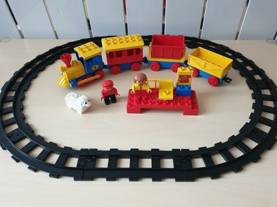 duplo train carriages