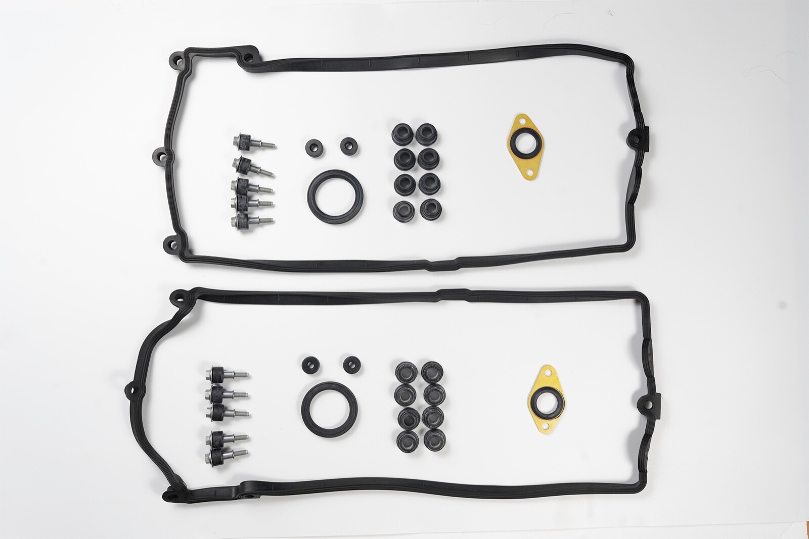BMW N62 V8 Valve Cover Gasket Set 545i, 550i, 645i, 650i, 745i, 750i