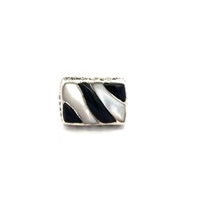 Sterling Silver Mother Of Pearl And Onyx Ring Size 6.75