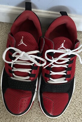 NIKE AIR JORDAN Men s Size 12 Trunner Dominate Red Black & White Sneakers