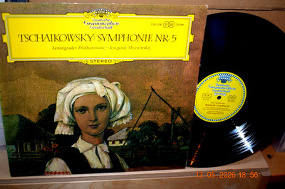 MRAWINSKIJ & LENINGRAD PHILHARMONIC: TCHAIKOVSKY SYMPHONY No.5  DGG TULIP 03/66