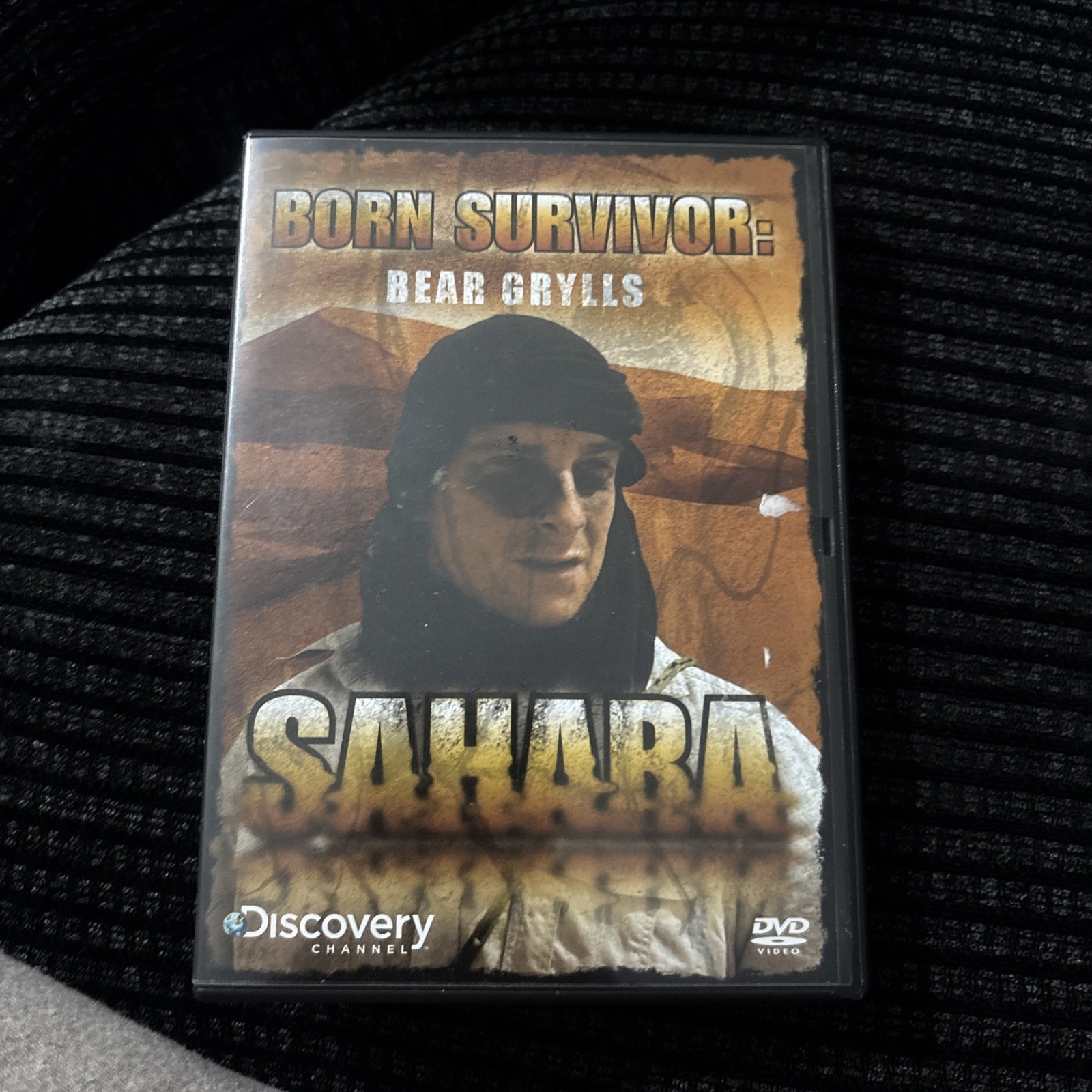 BORN SURVIVOR, BEAR GRYLLS, SAHARA
