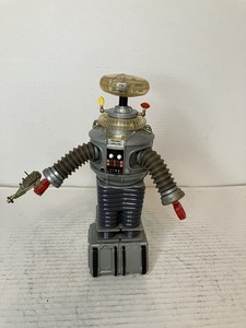 1997  Trendmasters Lost In Space Robot With Gun