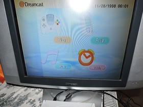 Sega Dreamcast Gray Video Game Home Console System With Controllers Powers On