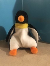 Rare 1995 TY Beanie Babies Waddle the penguin with Rare Swing Tag.