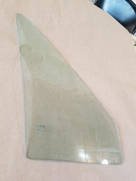 Vidrio de ventilación de puerta delantera de pasajero convertible para 85-87 Renault Alliance 164030 Foto 3 de 4