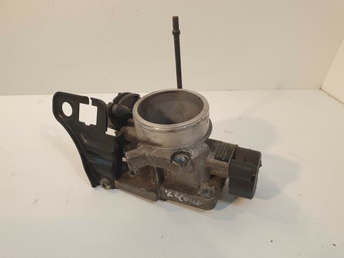 Ford Mondeo I 1 1,8 115PS Drosselklappe Drossel Klappe Leerlaufsteller 938FSB