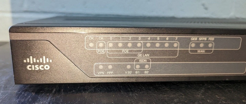 Cisco C891F-K9 Gigabit Ethernet Integrated Services Router / Cisco 800 Series - Image 4 of 4