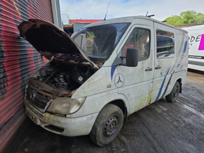 Mercedes Sprinter 208 901 Cdi Swb Panel Van 2000-2006 Gearstick