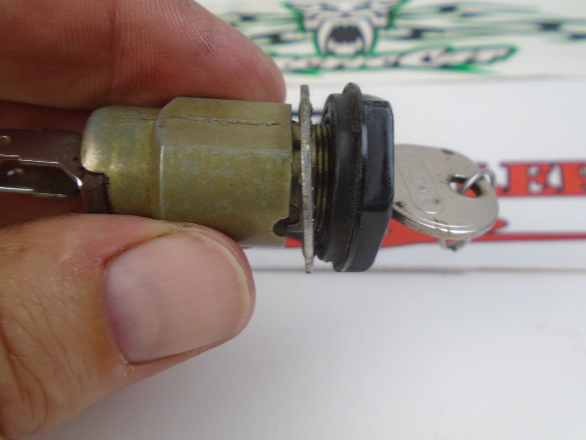 Kitty Cat Snowmobile Ignition Key Switch OEM Arctic Cat 0109