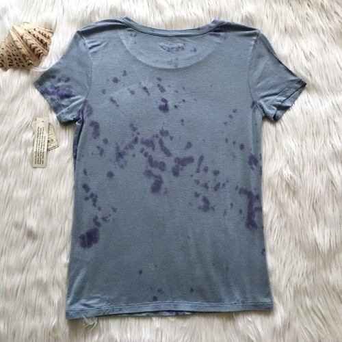 MUDD Soft Knit Tie-Dye T-shirt Stretch Blue Tee Size MEDIUM Juniors SS Shirt Top - Picture 2 of 3