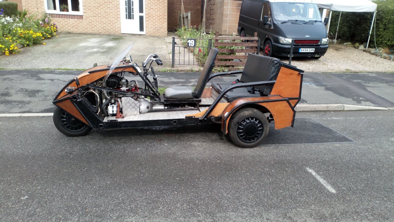 Picture 2 of 11