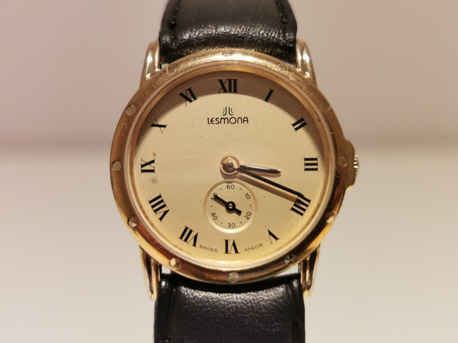 RARE PLATED "LESMONA" LADIES VINTAGE GOLD QUARTZ WATCH SWISS NICE SUB SECOND - vintagewatches.pk