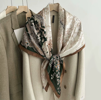 100% Mulberry Silk Neckerchief Shawl Bandanna Scarf 110X110cm green leaf Print