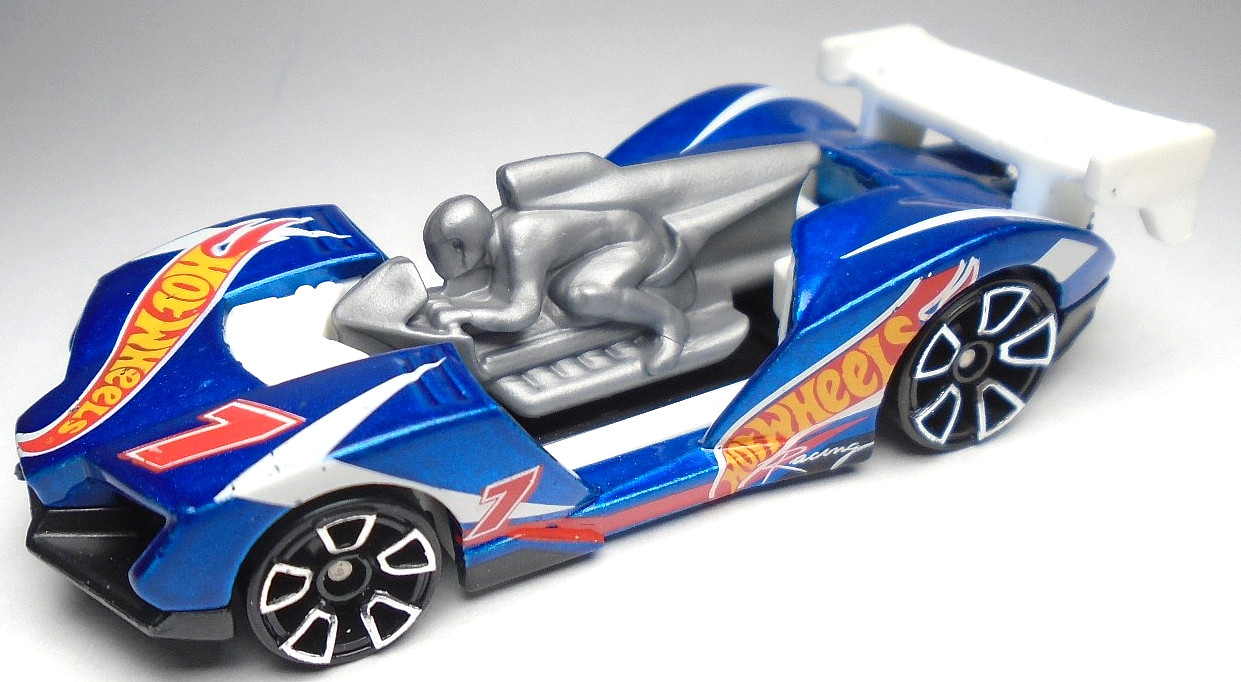 2014 HOT WHEELS IMPARABLE #7 BLUE 3" DIECAST MOTORCYCLE RACE CAR W/ WHITE & RED