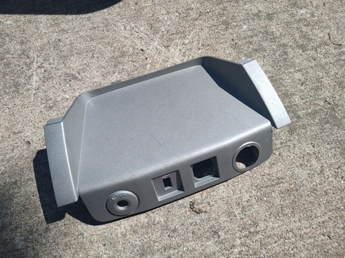 2008-2012 Escape Dashboard Console Trim 8L84-7804608-A Silver Power Port JT1 - Picture 3 of 6