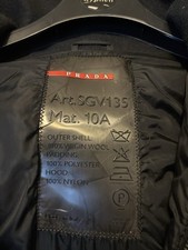 Prada Black Virgin Wool Padded Coat – Size IT 46 – Mid-2000s – Concealed Hood