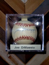 Joe DiMaggio Cards and Memorabilia Guide 24