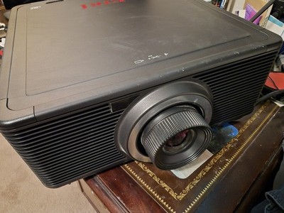 Eiki EK-812U WUXGA DLP Large Class Laser Projector