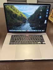 Apple MacBook Pro 16" 512GB SSD, Intel Core i7, 2.60 GHz, 16GB Laptop