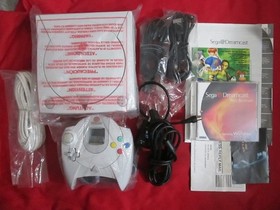 SEGA Dreamcast Console Complete in Box
